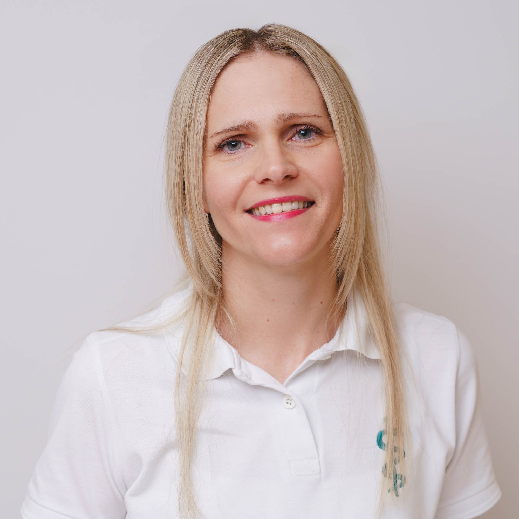 Portrait von Dr. Niki Deutschmann-Günes