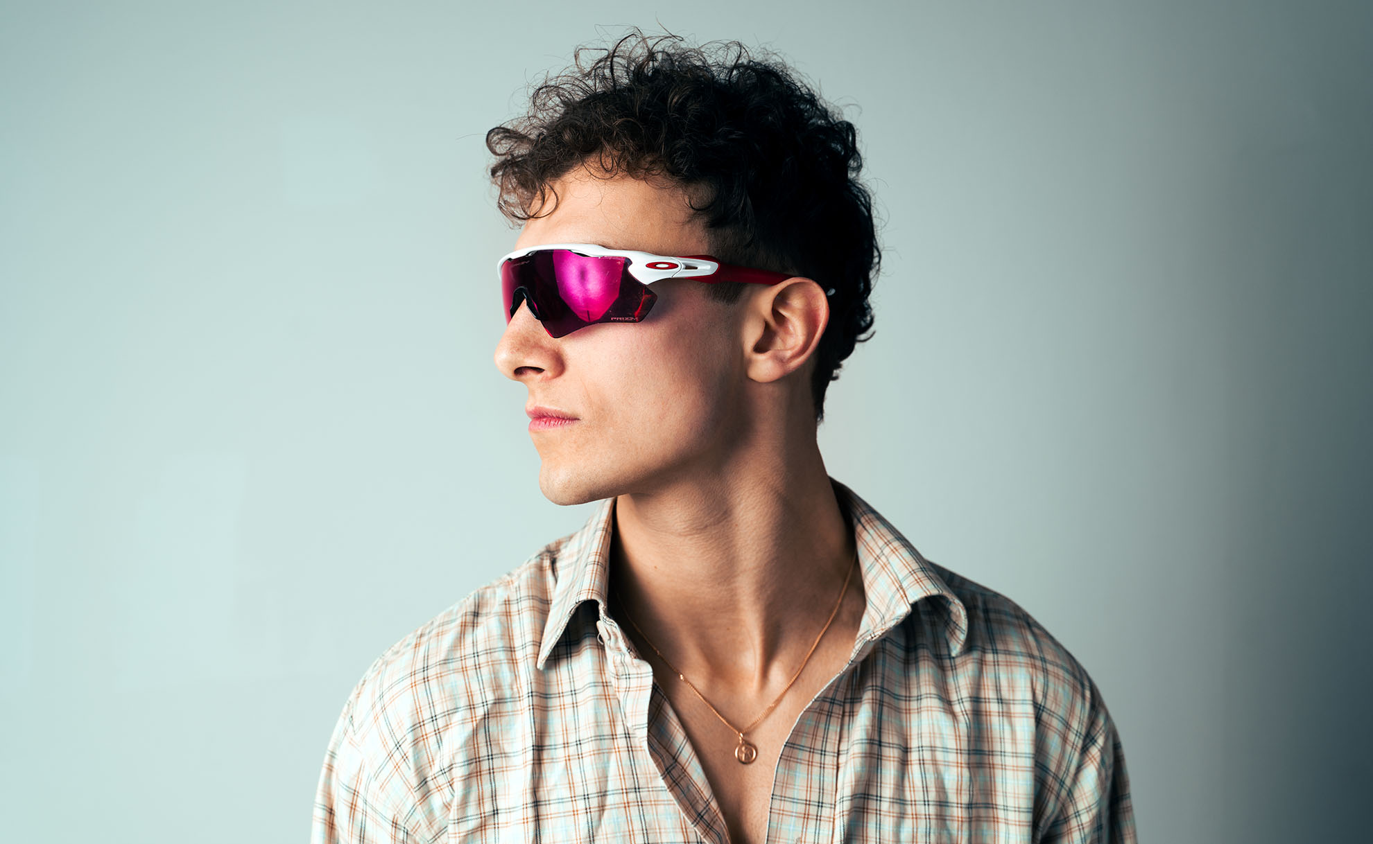 Kunstvolles Portrait mit Sportbrille