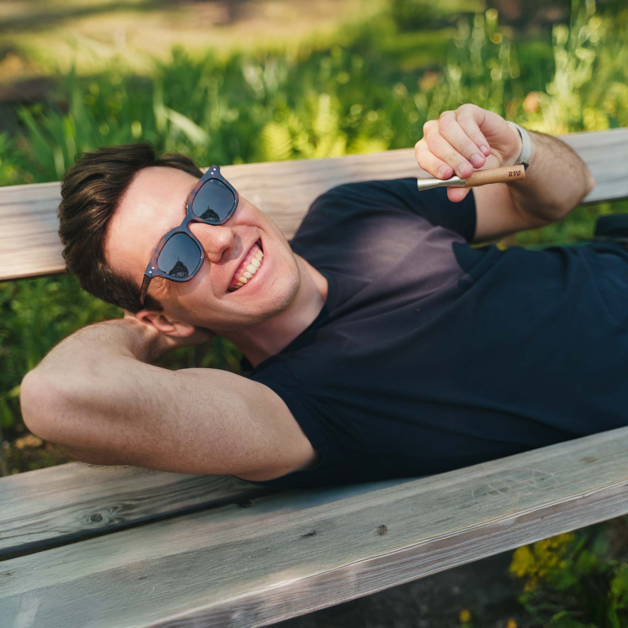 RYO in Verwendung im Lifestyle Setting mit Model